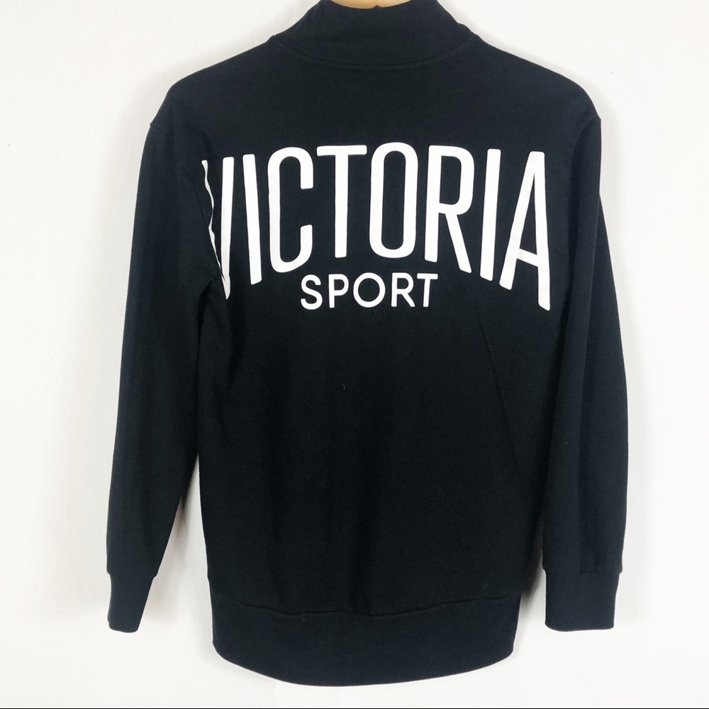 Victoria Sport Essential Quarter-Zip Pull Over | Black | XS